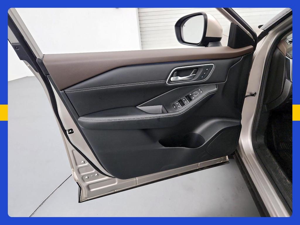 used 2023 Nissan Rogue car, priced at $26,998