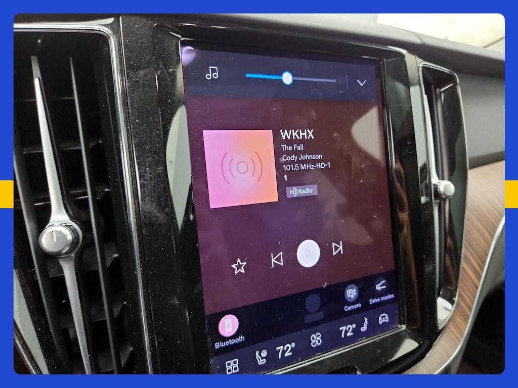 used 2023 Volvo XC60 car, priced at $31,998