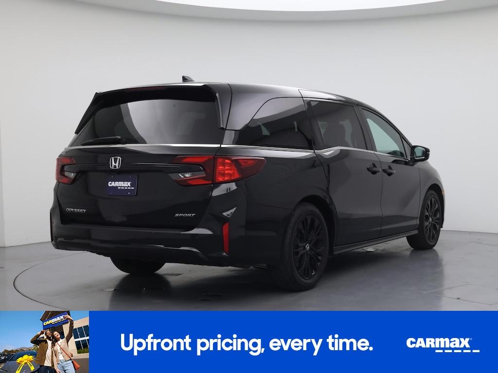 used 2025 Honda Odyssey car, priced at $37,998