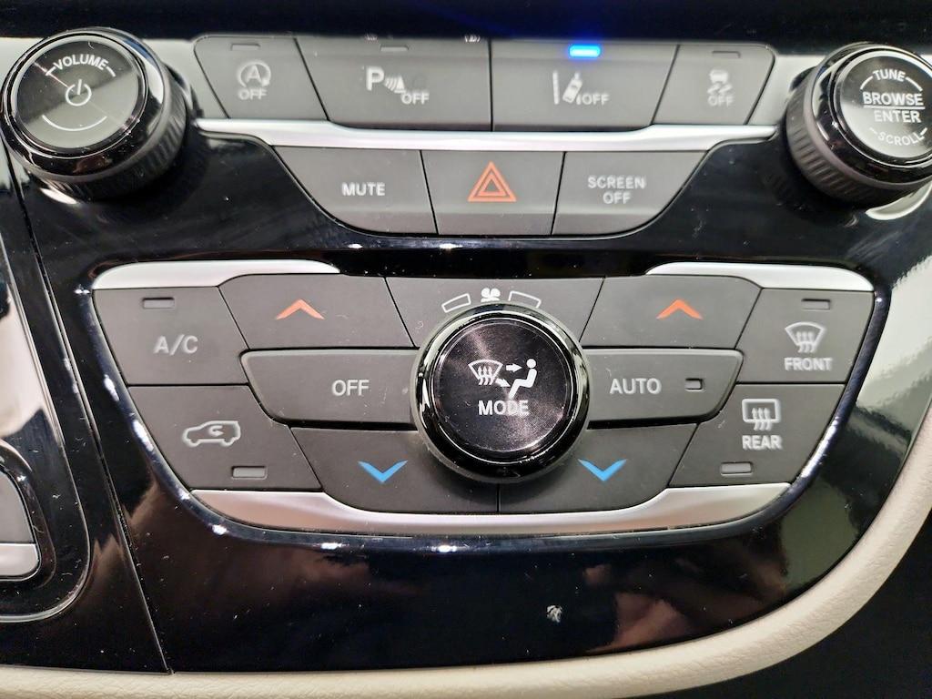 used 2024 Chrysler Pacifica car, priced at $28,998