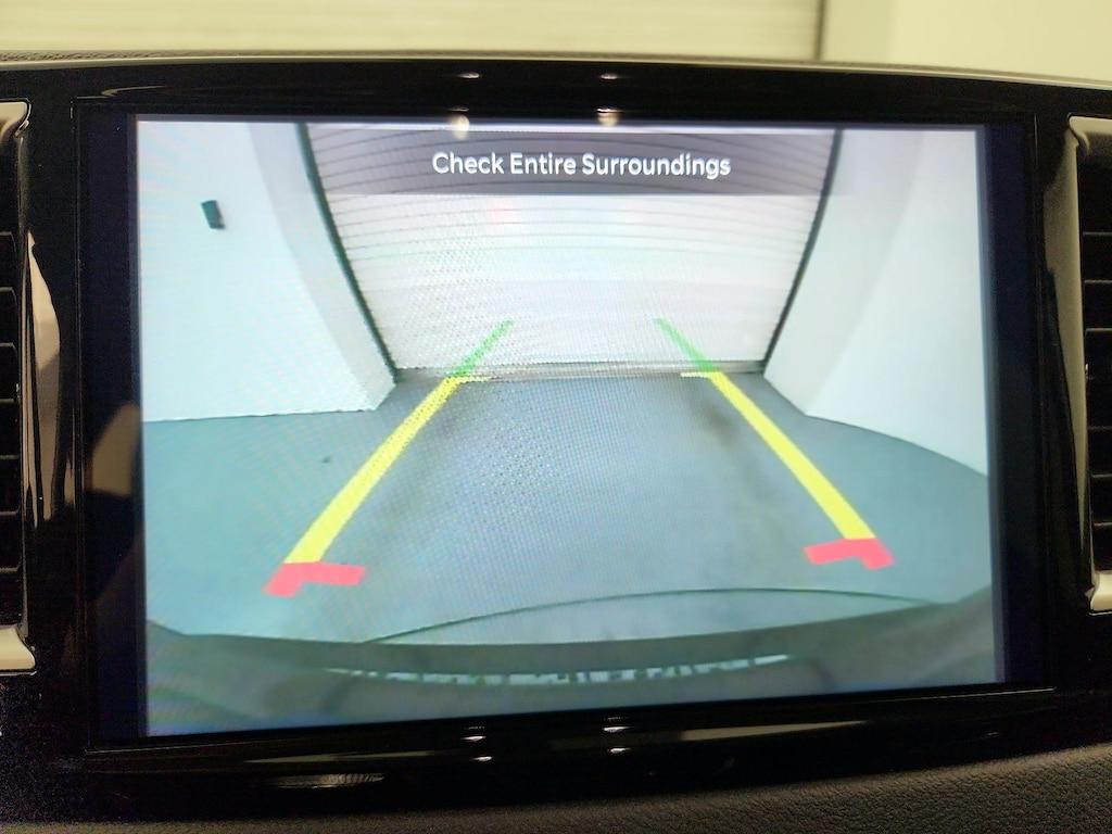 used 2024 Chrysler Pacifica car, priced at $28,998