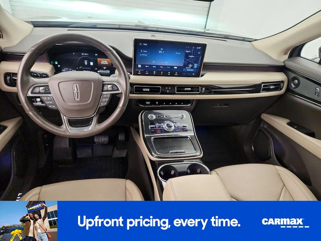 used 2022 Lincoln Nautilus car, priced at $35,998