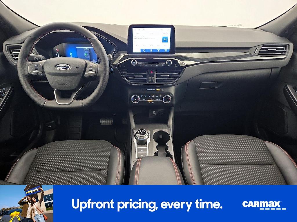used 2025 Ford Escape car, priced at $24,998