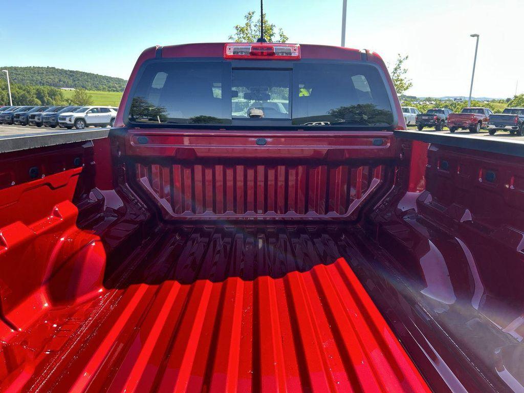new 2026 Chevrolet Colorado car, priced at $43,978
