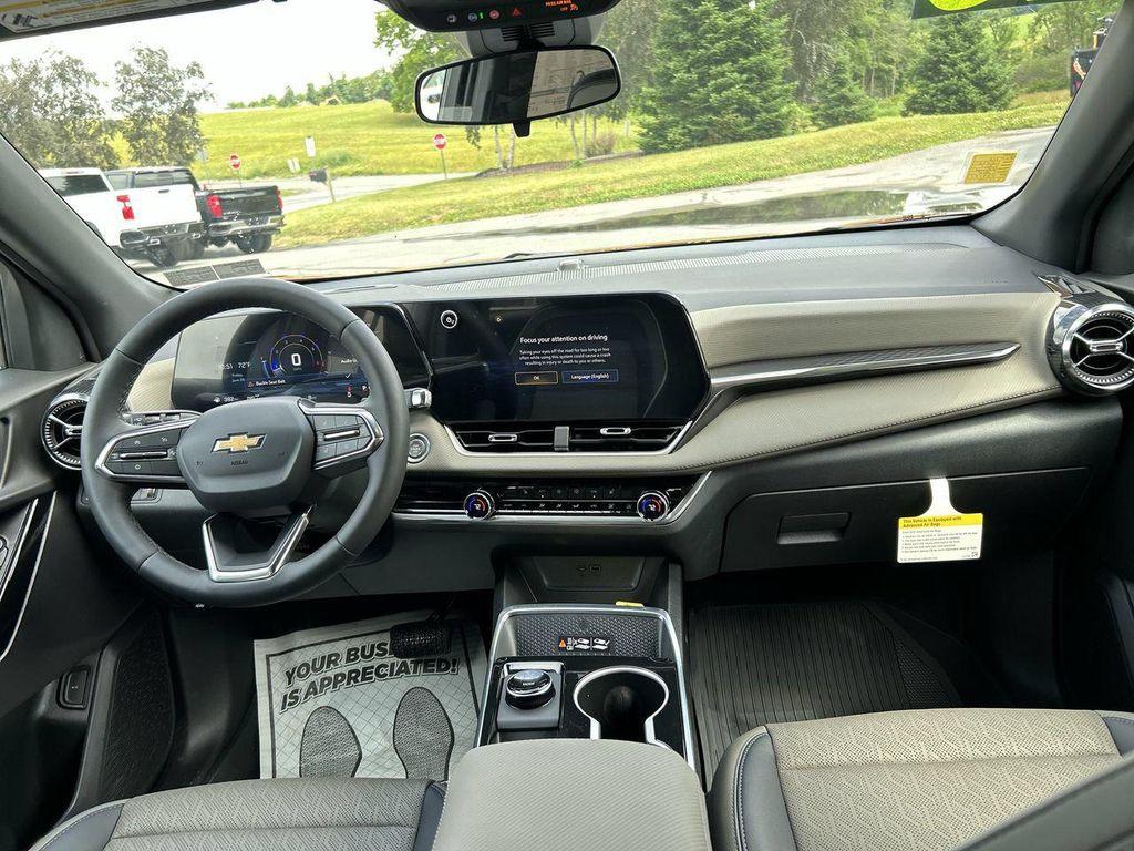 new 2026 Chevrolet Equinox car, priced at $35,478