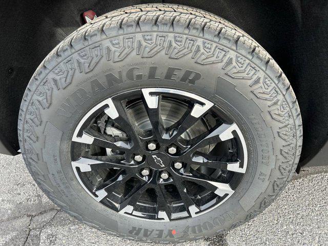 new 2026 Chevrolet Traverse car, priced at $53,588