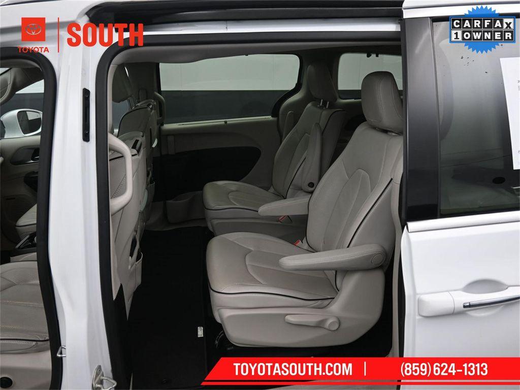 used 2018 Chrysler Pacifica Hybrid car, priced at $15,988