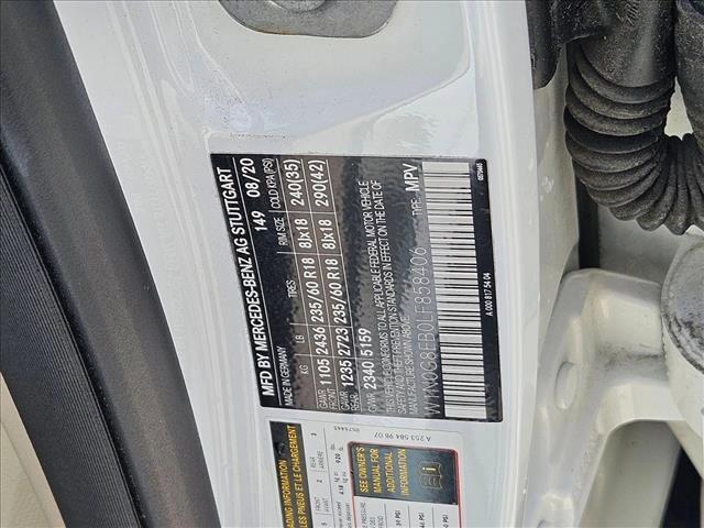 used 2020 Mercedes-Benz GLC 300 car, priced at $21,698