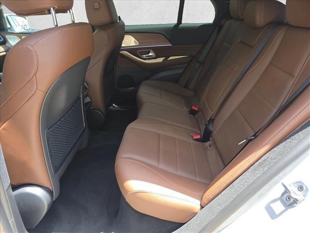 new 2026 Mercedes-Benz GLE 450 car, priced at $83,185