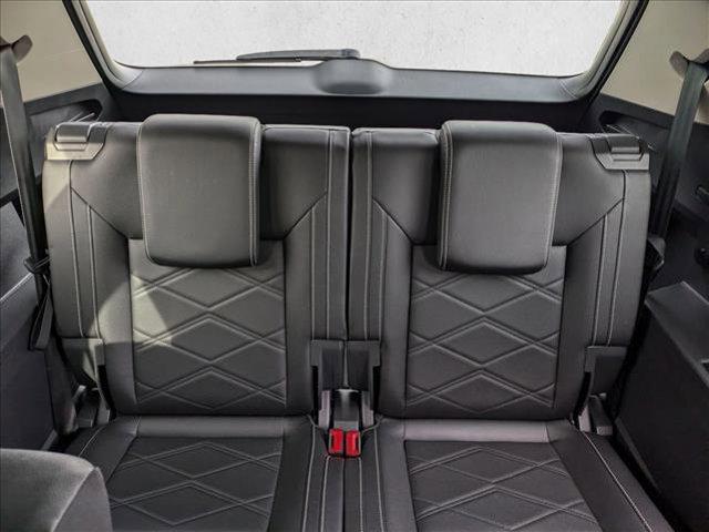 used 2025 Volkswagen Atlas car, priced at $32,998