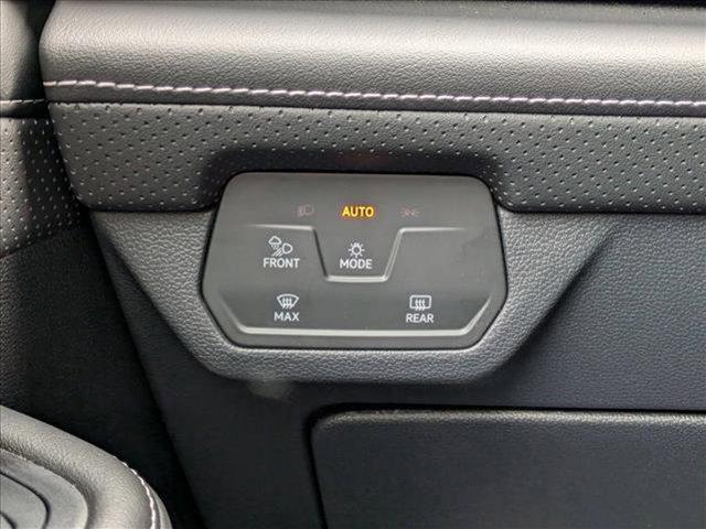 used 2025 Volkswagen Atlas car, priced at $32,998