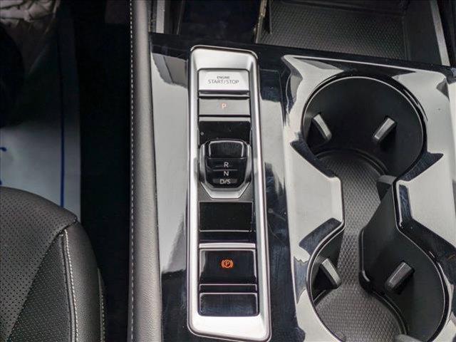 used 2025 Volkswagen Atlas car, priced at $32,998