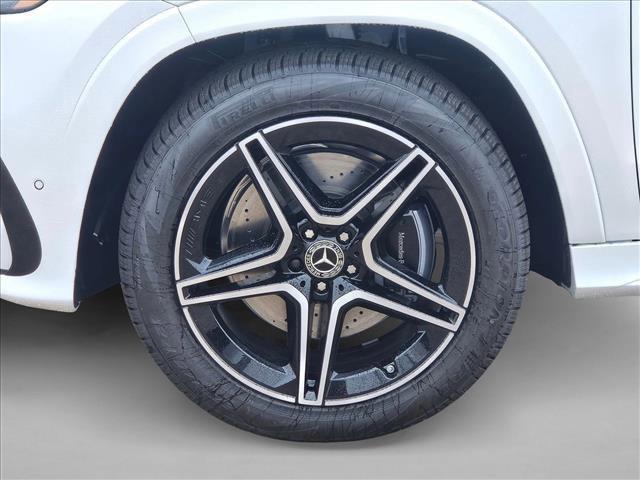 new 2026 Mercedes-Benz GLS 450 car, priced at $97,675