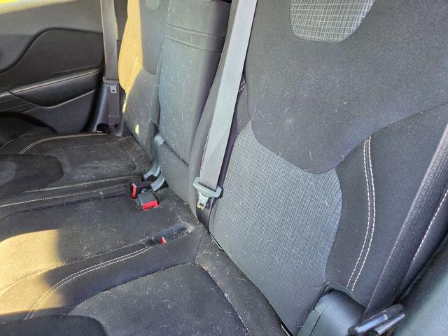 used 2015 Jeep Cherokee car, priced at $10,490