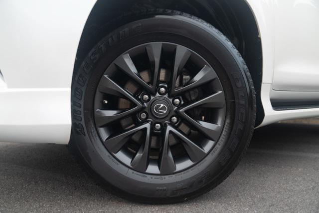used 2023 Lexus GX 460 car, priced at $52,888