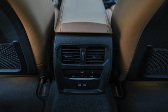 BMW i4 view 39
