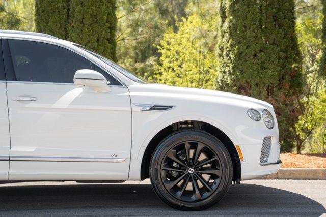 used 2022 Bentley Bentayga car, priced at $131,777