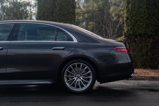 used 2022 Mercedes-Benz S-Class car, priced at $55,789