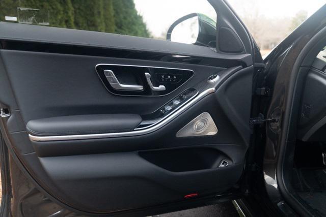 used 2022 Mercedes-Benz S-Class car, priced at $55,789