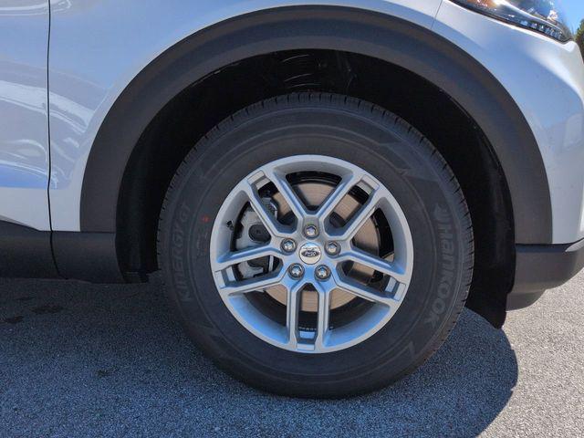 new 2026 Ford Explorer car, priced at $36,424