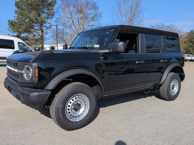 new 2025 Ford Bronco car, priced at $35,784