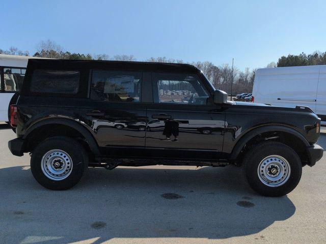 new 2025 Ford Bronco car, priced at $35,784