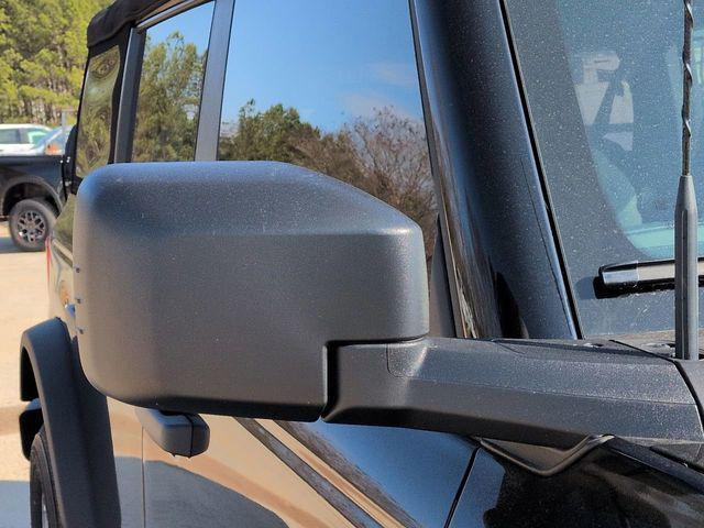 new 2025 Ford Bronco car, priced at $35,784