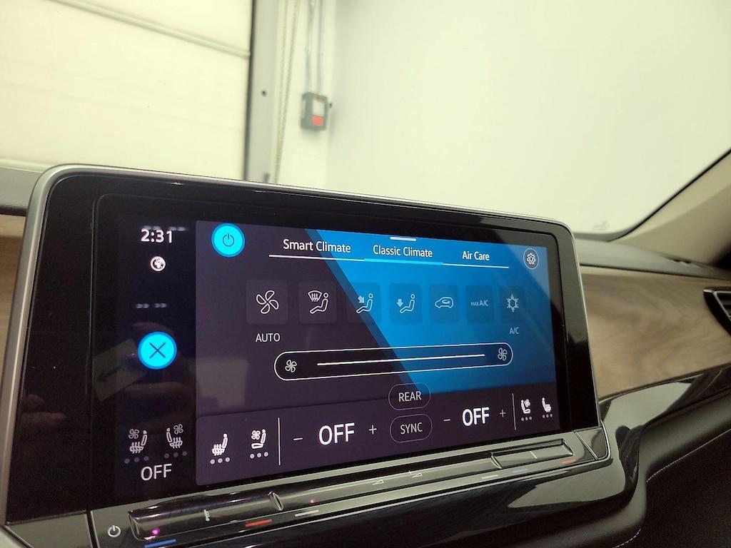 used 2024 Volkswagen Atlas car, priced at $27,998