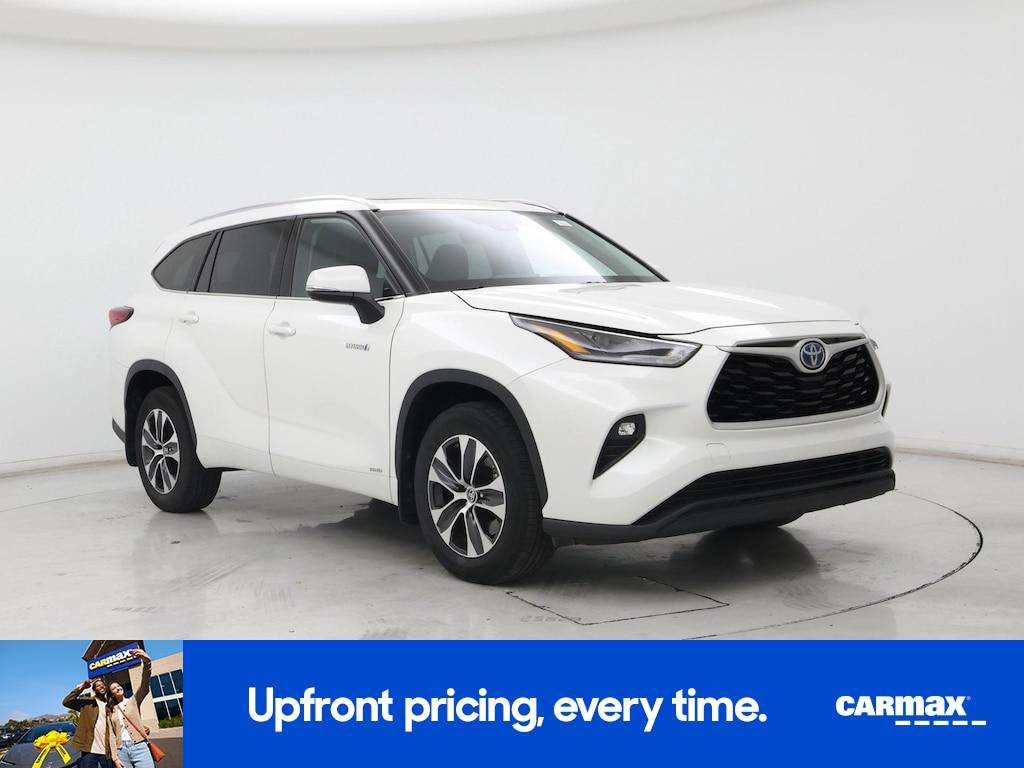 used 2021 Toyota Highlander Hybrid car, priced at $35,998