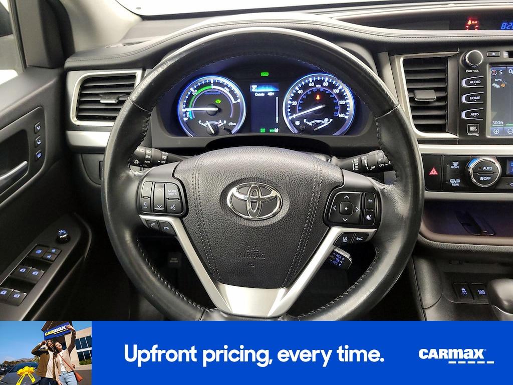 used 2017 Toyota Highlander Hybrid car, priced at $28,998