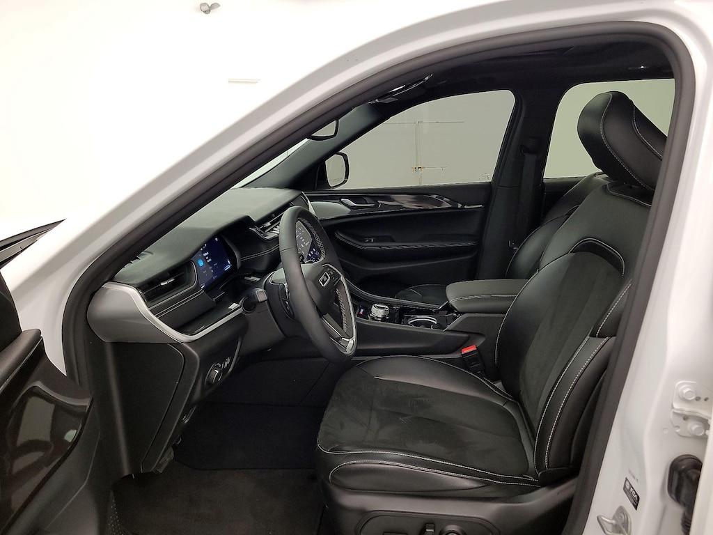 used 2023 Jeep Grand Cherokee car, priced at $30,998