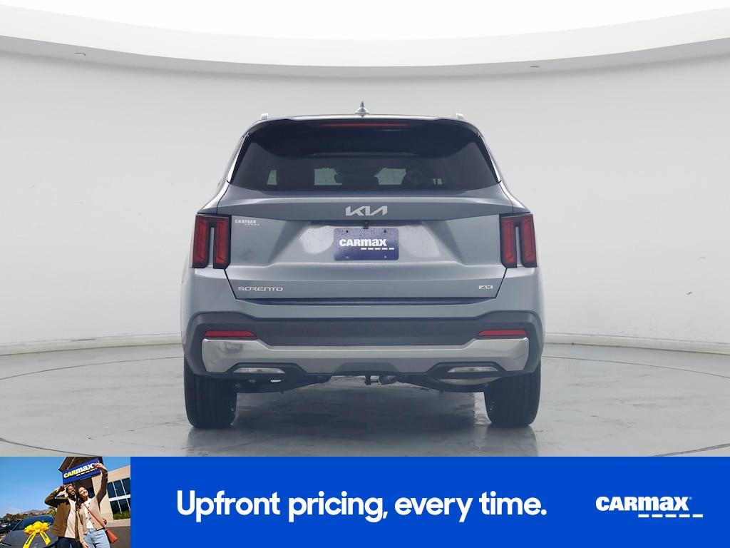 used 2024 Kia Sorento car, priced at $31,998