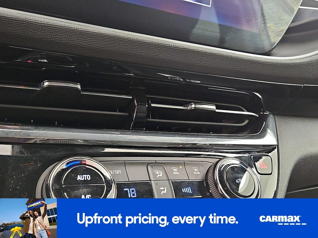 used 2025 Buick Envista car, priced at $28,998