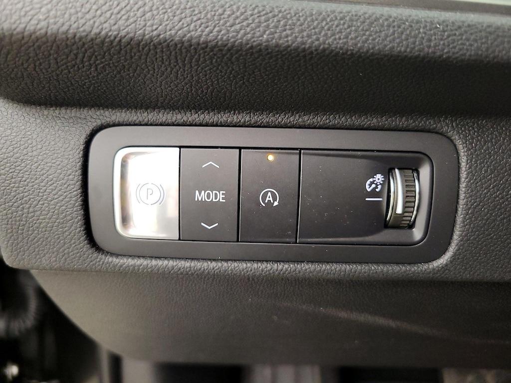 used 2025 Chevrolet Traverse car, priced at $34,998