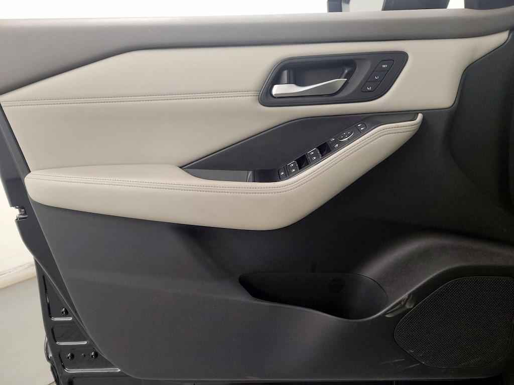 used 2023 Nissan Rogue car, priced at $26,998