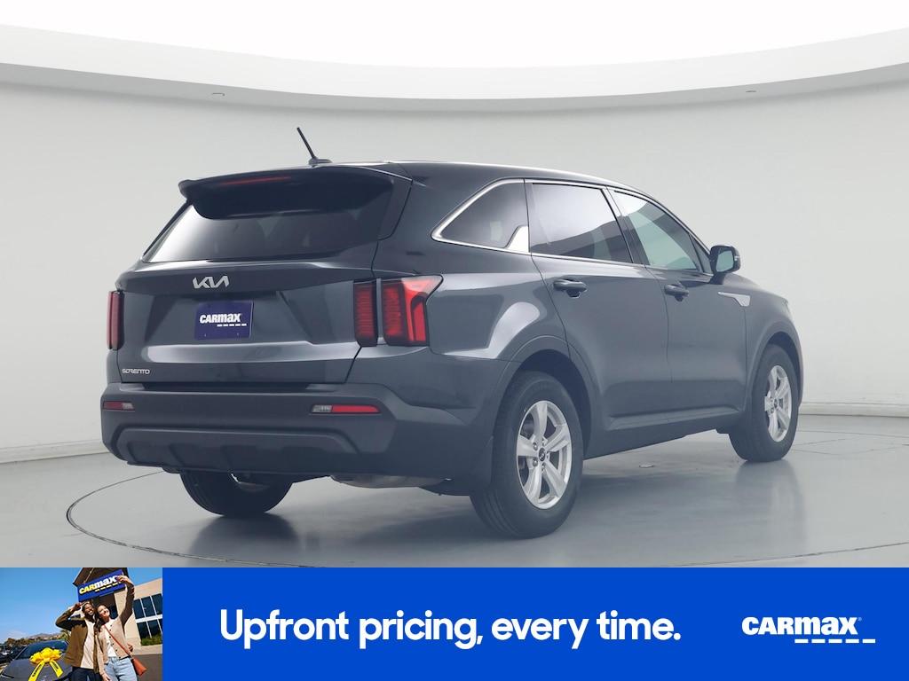 used 2023 Kia Sorento car, priced at $23,998