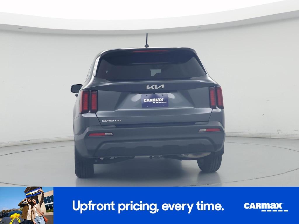 used 2023 Kia Sorento car, priced at $23,998