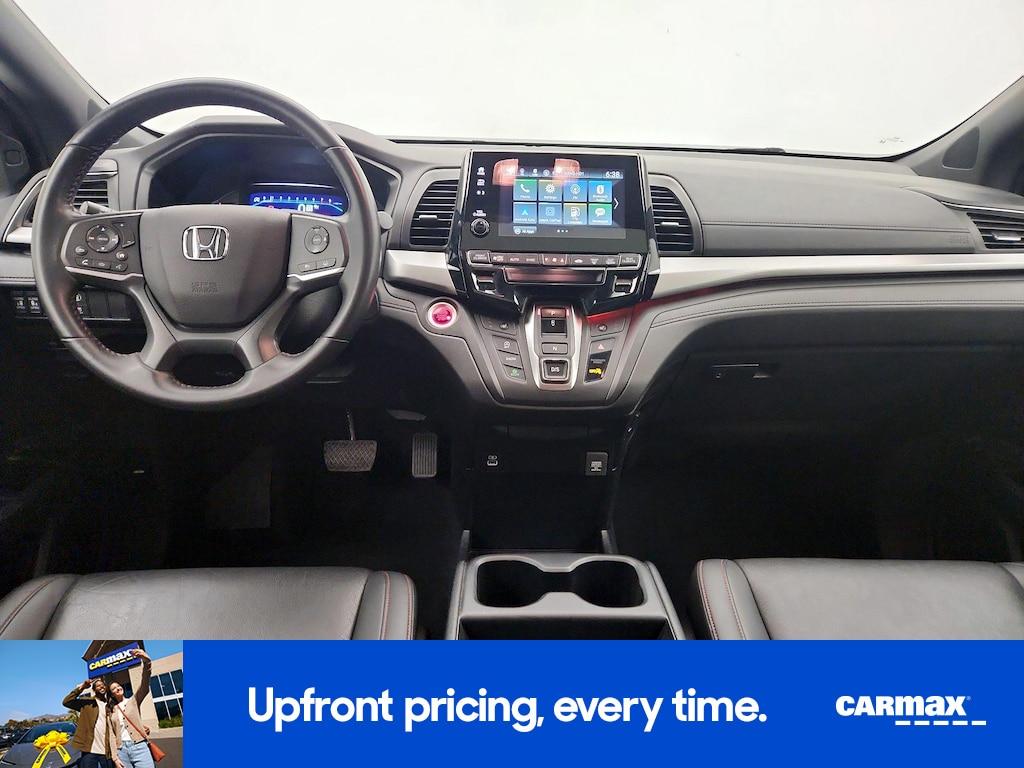 used 2023 Honda Odyssey car, priced at $35,998