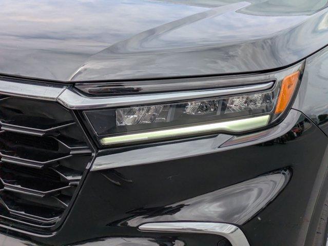 used 2023 Honda Pilot car, priced at $41,387