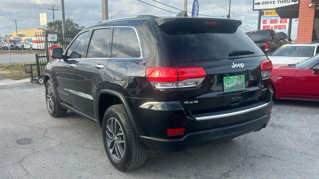 used 2017 Jeep Grand Cherokee car, priced at $13,999