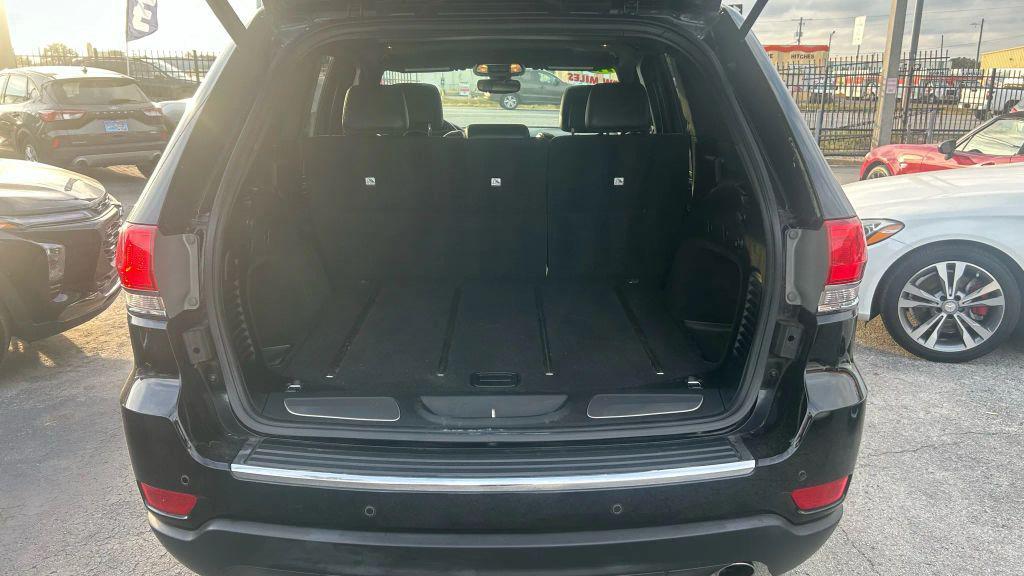 used 2017 Jeep Grand Cherokee car, priced at $13,999