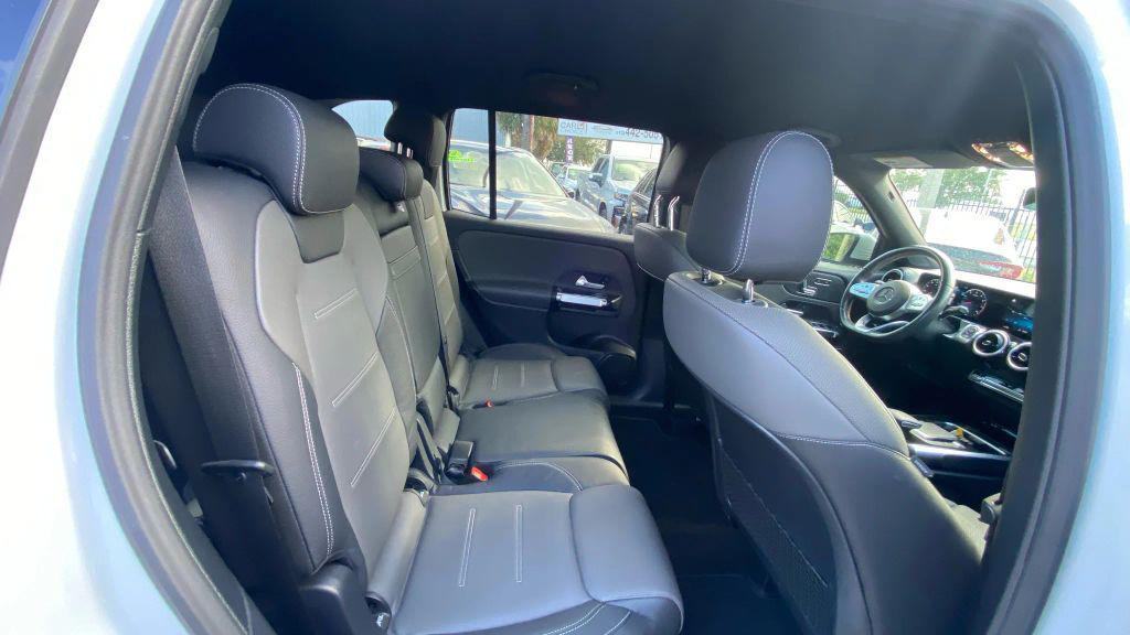 used 2021 Mercedes-Benz GLB 250 car, priced at $19,999