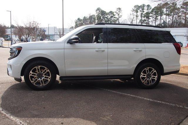 used 2025 Ford Expedition car, priced at $59,266