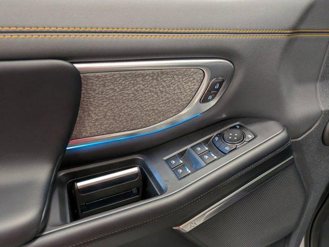 new 2025 Ford Expedition car, priced at $83,272