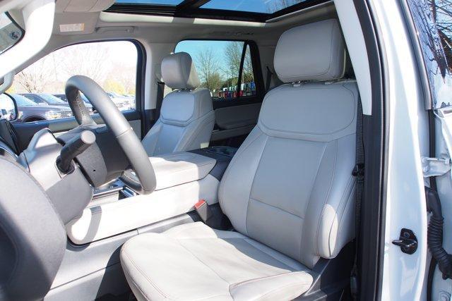 used 2025 Ford Expedition car, priced at $60,267