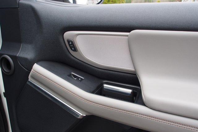 used 2025 Ford Expedition car, priced at $58,670