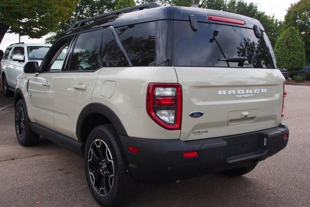 new 2025 Ford Bronco Sport car, priced at $31,372