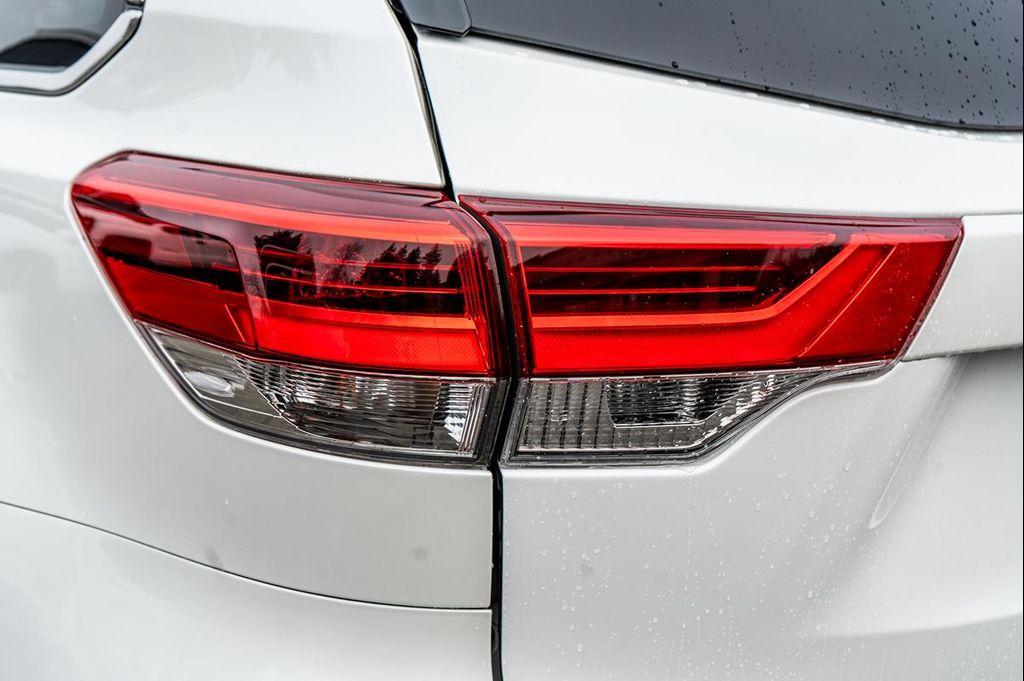 used 2018 Toyota Highlander car, priced at $25,977