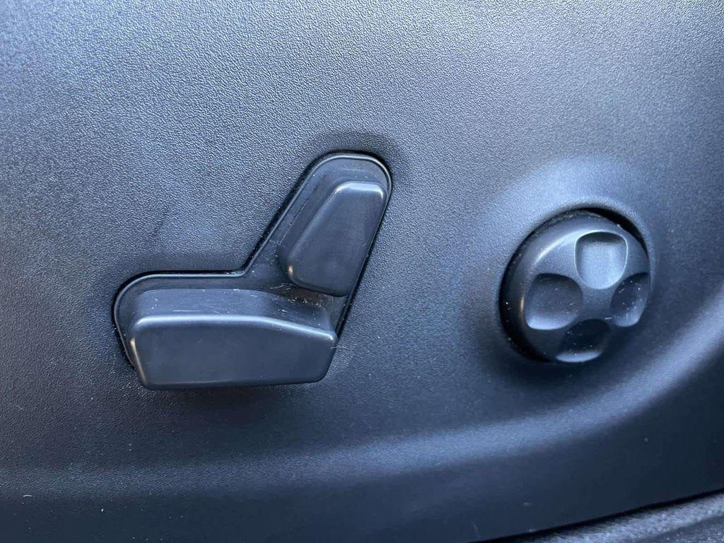 used 2015 Jeep Cherokee car, priced at $11,974