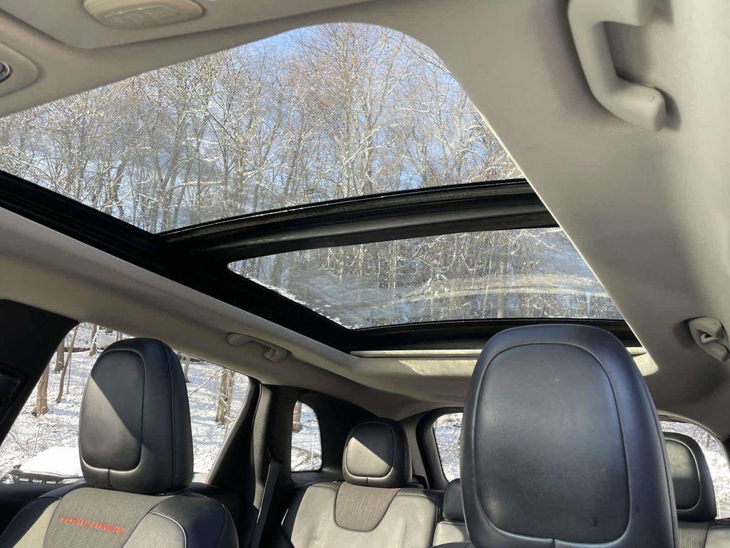 used 2015 Jeep Cherokee car, priced at $11,974